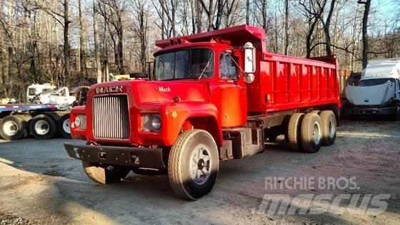 Mack R686ST Other