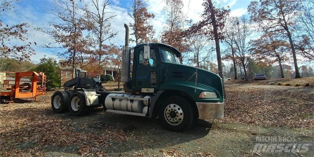 Mack VISION Other