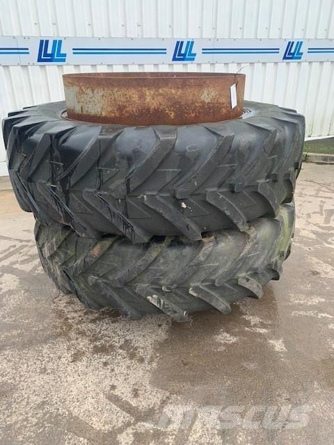  2x Dual Wheels Tyres, wheels and rims