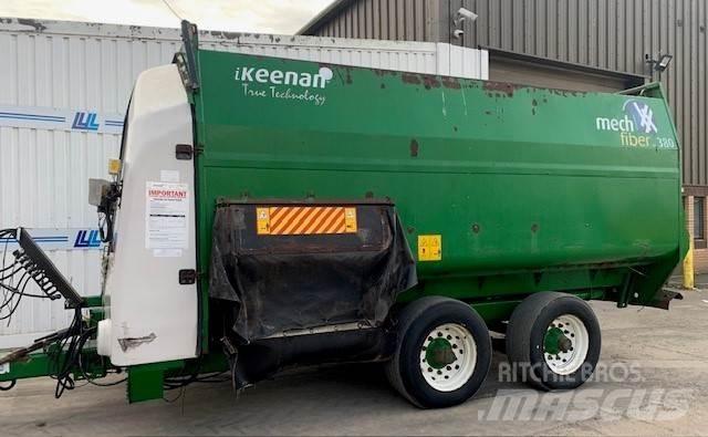 Keenan MF380 Feed mixer
