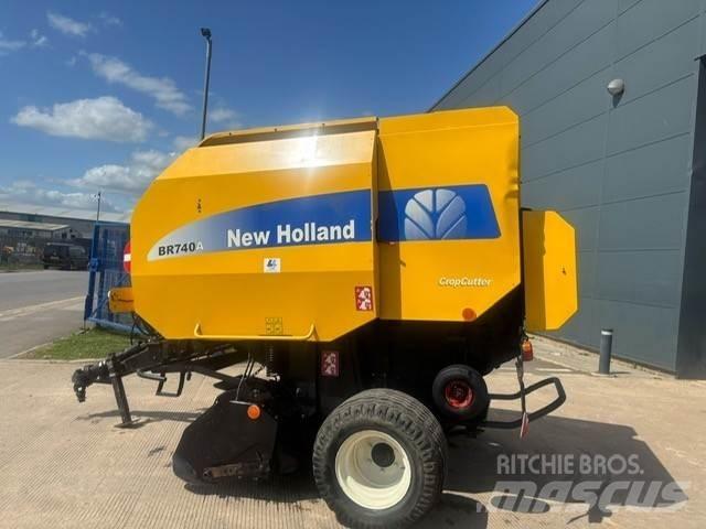 New Holland Br740a Square balers