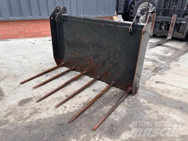 Quicke Muck Grab Silo equipment