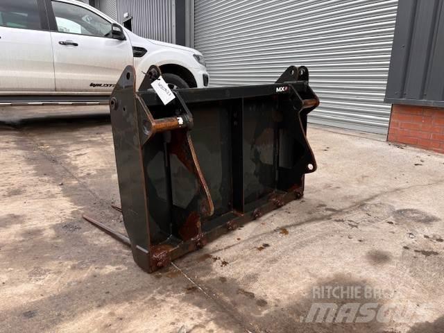 Quicke Muck Grab Silo equipment