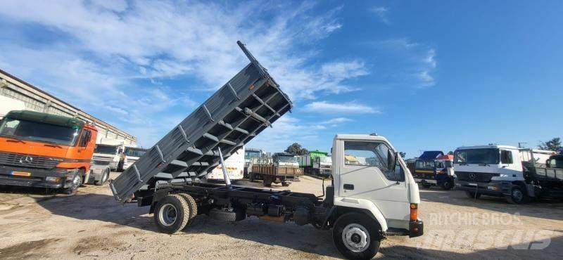 Mitsubishi FH100 Tipper trucks