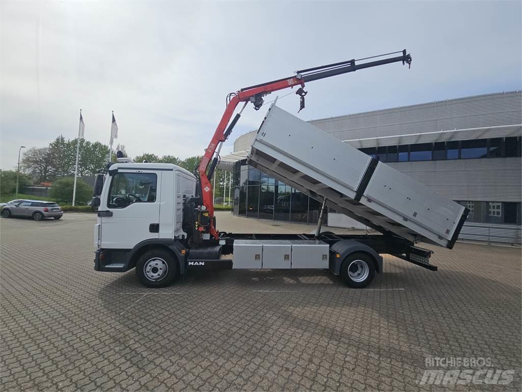 MAN TGL 10.220 Truck mounted cranes