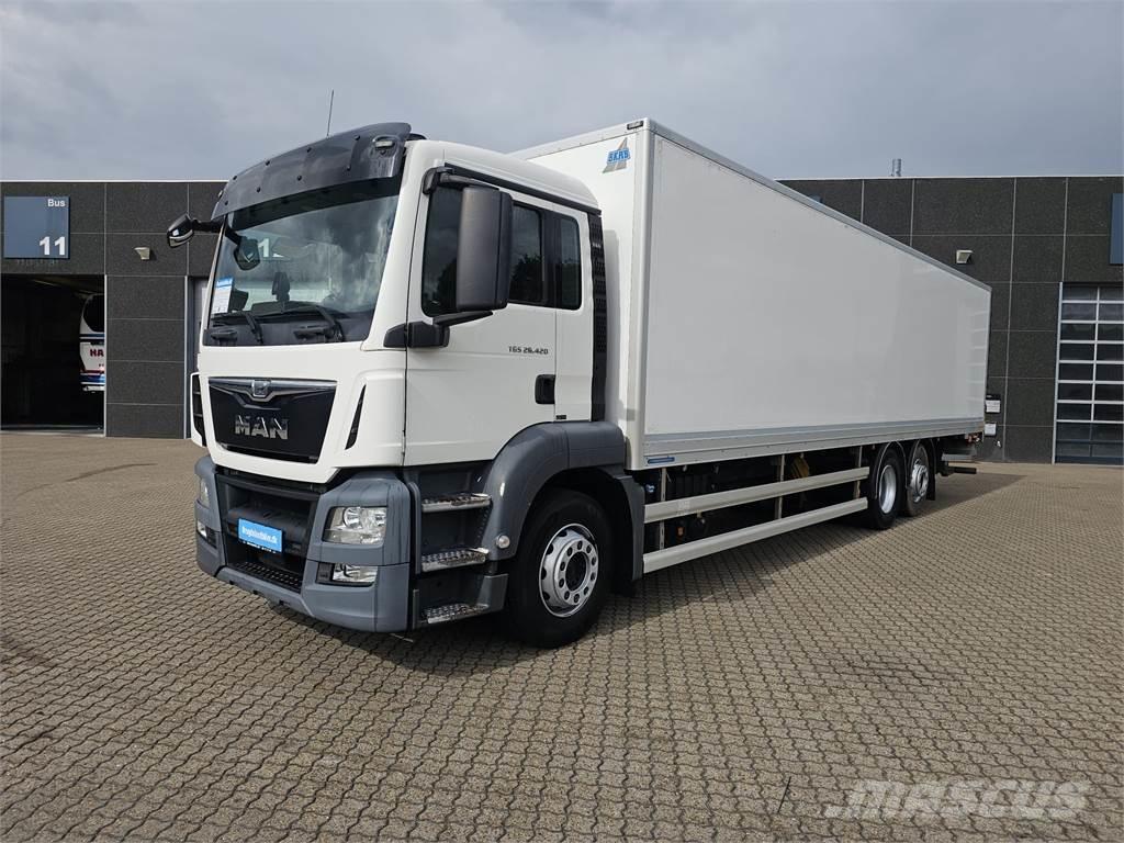 MAN TGS 26.420 Box trucks