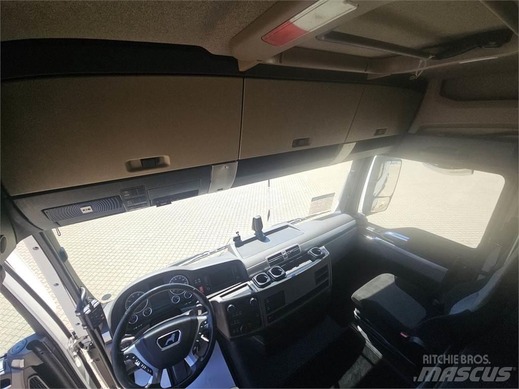 MAN TGX 26.510 Prime Movers