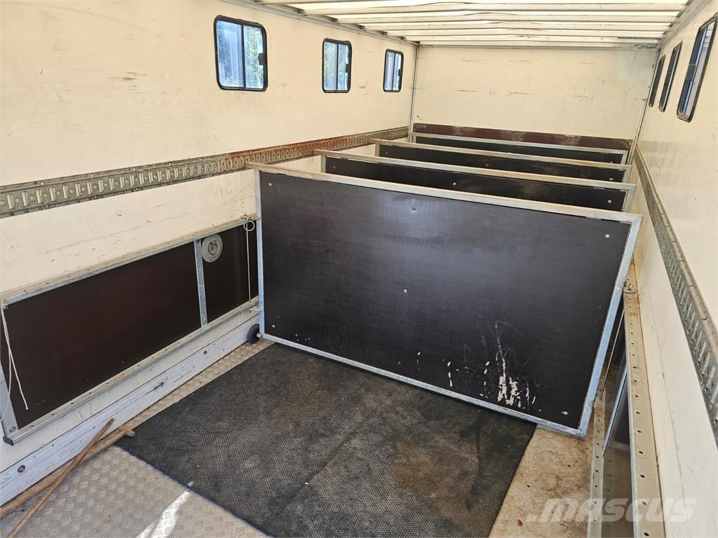 Mercedes-Benz Atego 817 Livestock trucks