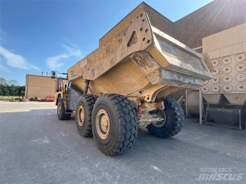 CAT 730 Articulated Haulers