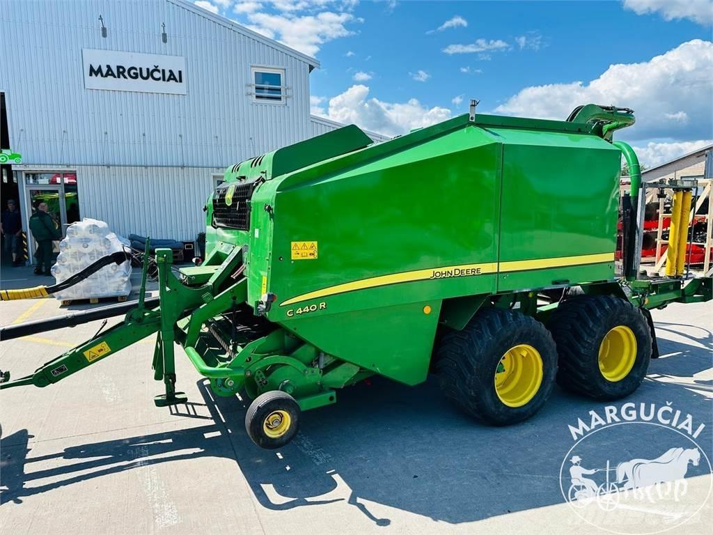 John Deere C 440 R Farm machinery