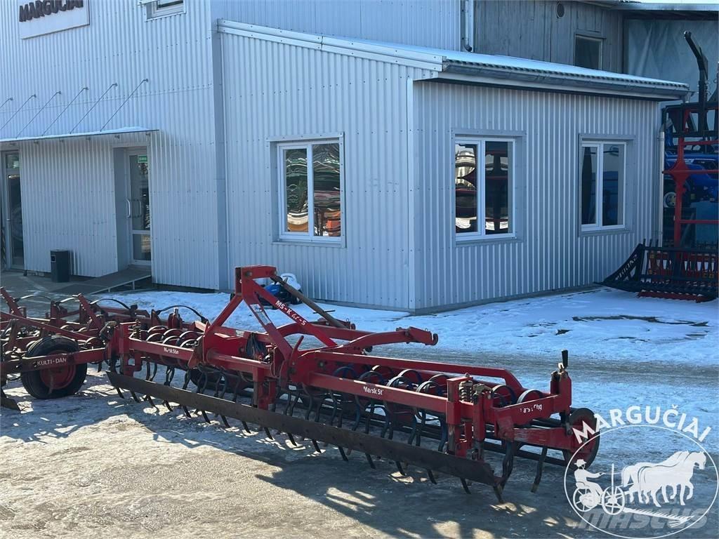 Marsk Stig 4 m Farm machinery