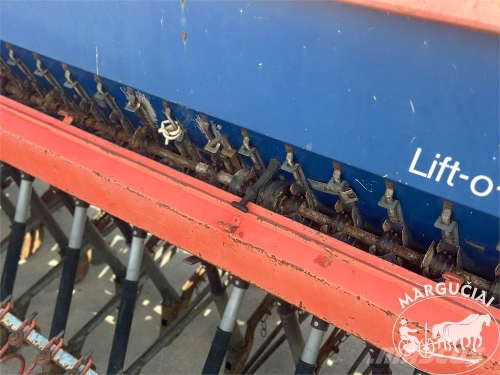 Nordsten CLF 400, 4 m. Farm machinery