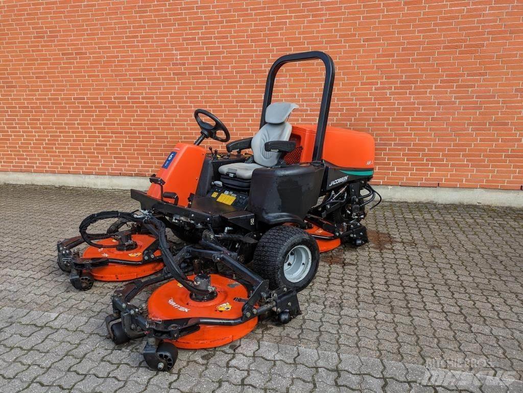 Jacobsen AR-3 Riding mowers