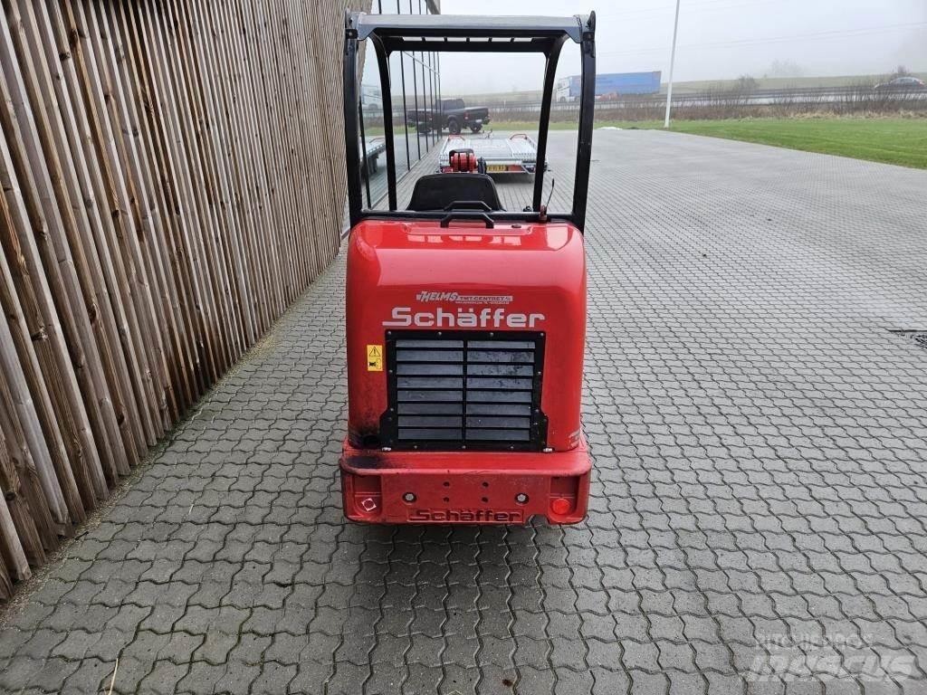 Schäffer 2428 SLT Mini loaders
