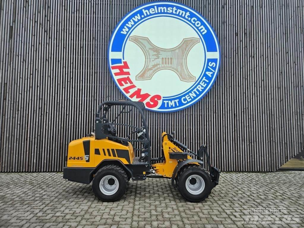 Schäffer 2445S Mini loaders
