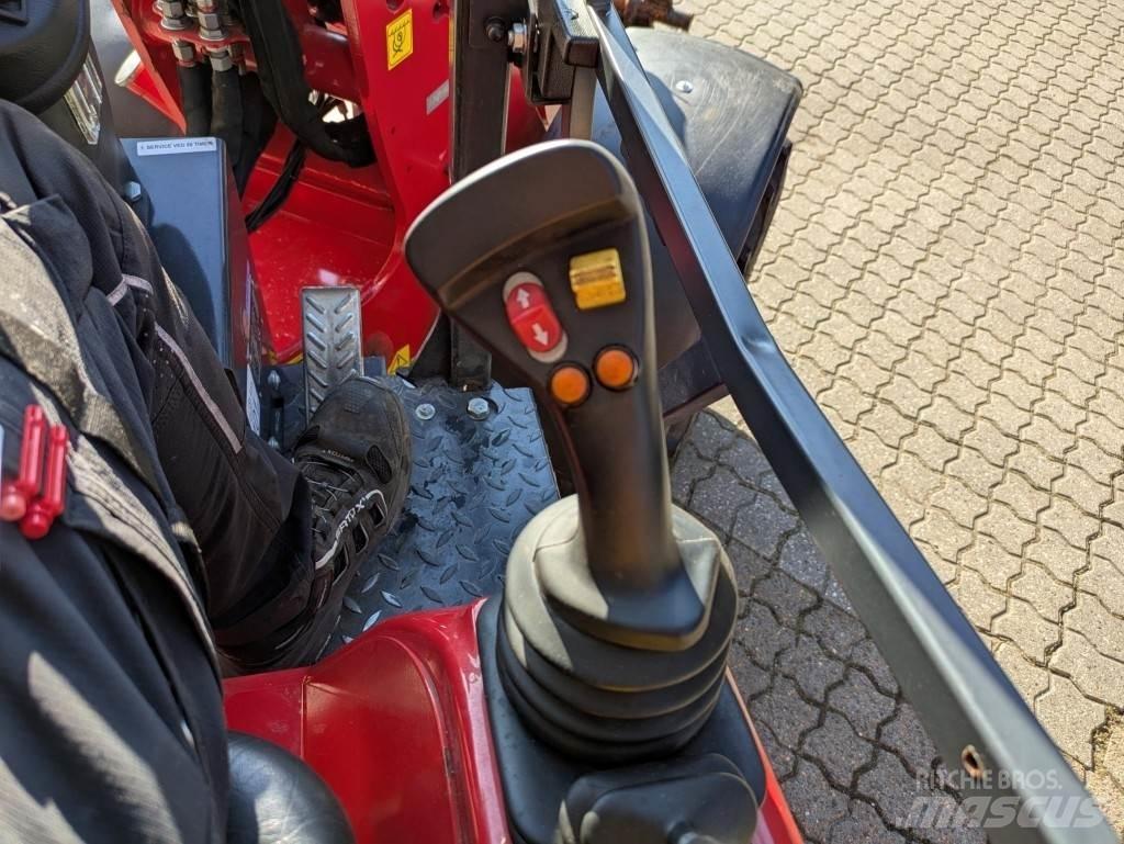 Schäffer 3630 Mini loaders