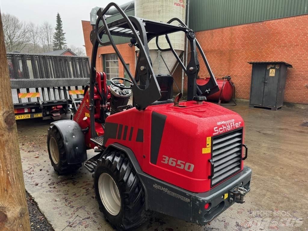 Schäffer 3650 Mini loaders