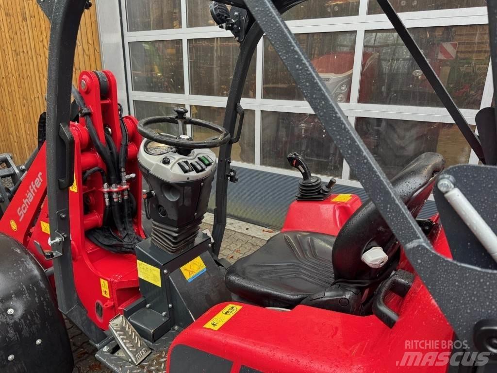 Schäffer 3650 SLT Mini loaders