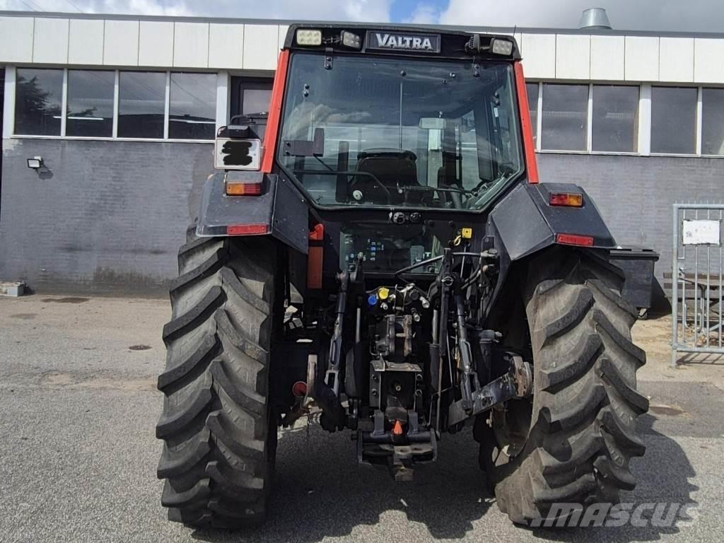 Valmet 6750 HI-TECH Tractors