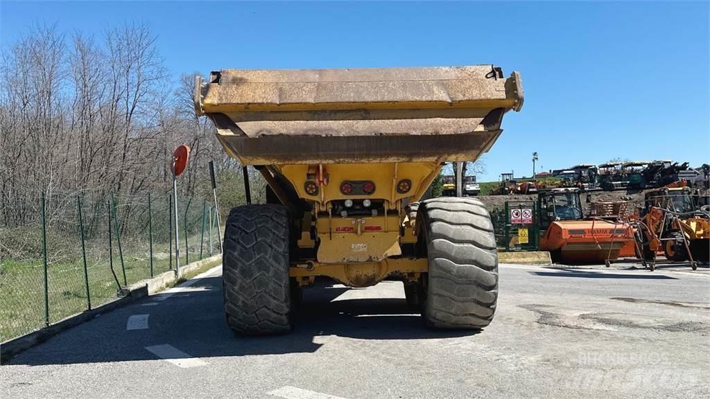 Bell B30E 6x6 Site dumpers