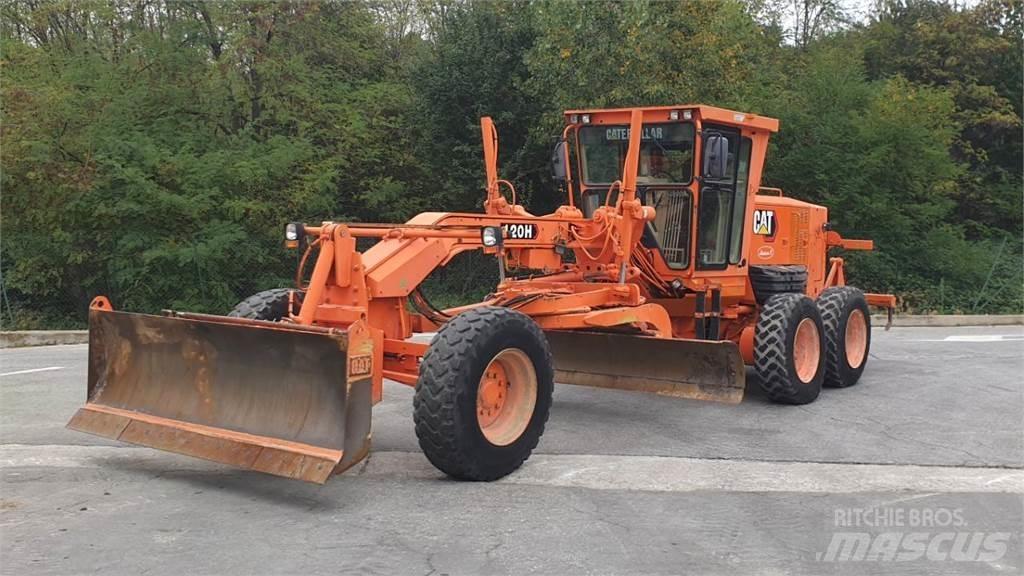 CAT 120H Crawler dozers