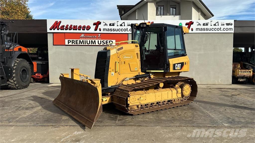 CAT D4K2 LGP Crawler dozers