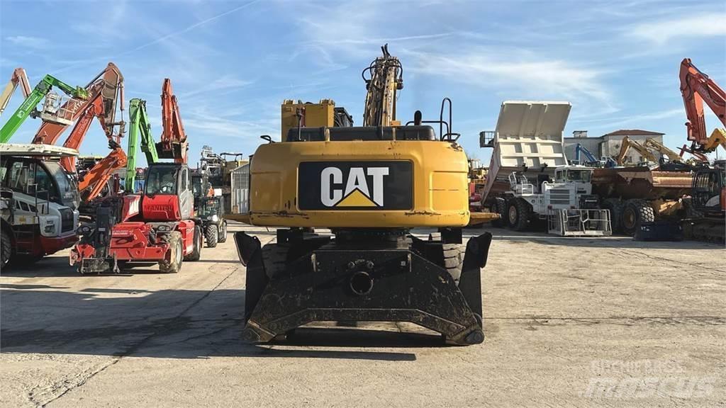 CAT M325D 4X4 Wheeled excavators