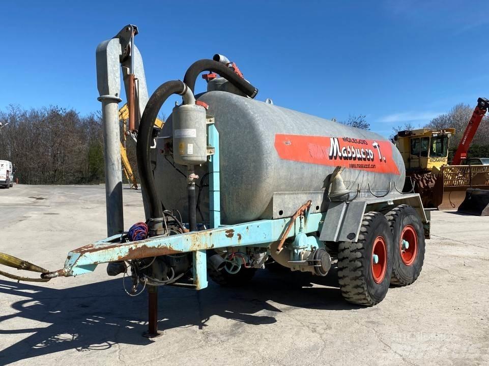 CM 100/A Tanker trucks