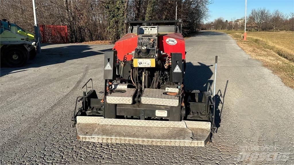 Dynapac F5C Asphalt pavers