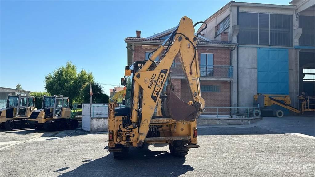Ford 555C 4X2 Backhoe