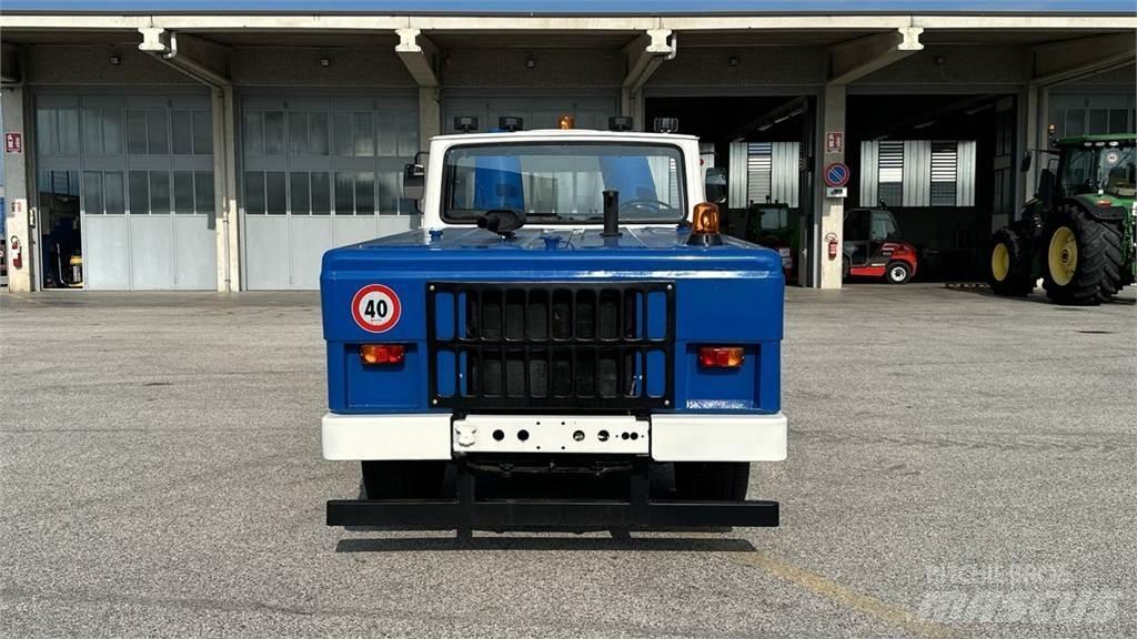 Fresia F60 4X4 Snow blades and plows