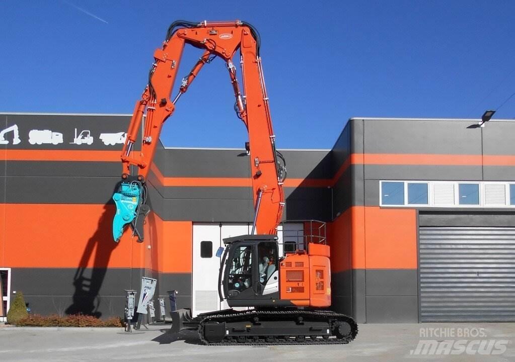 Hitachi ZX225-US6 Crawler excavators