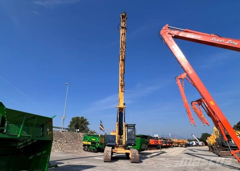 Komatsu PC400-LC Crawler excavators