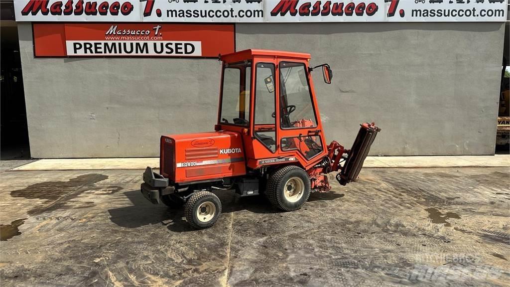 Kubota F2400 4X4 Snow blades and plows