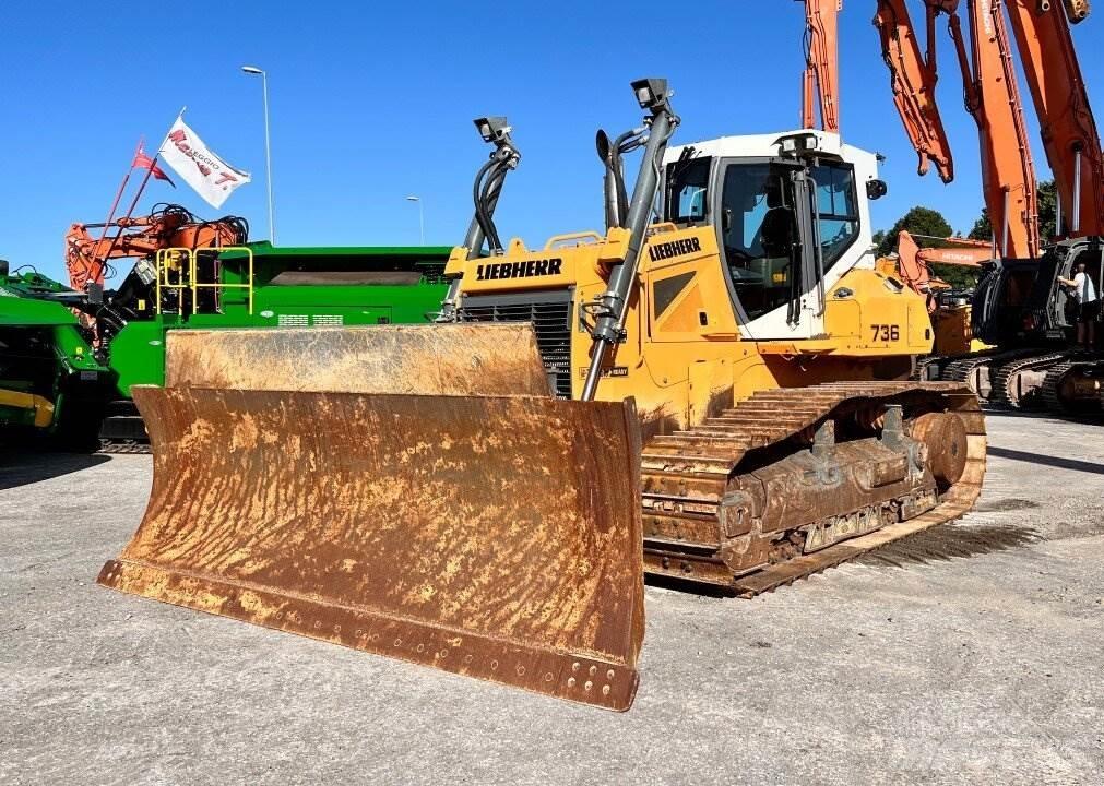 Liebherr 736 Crawler dozers