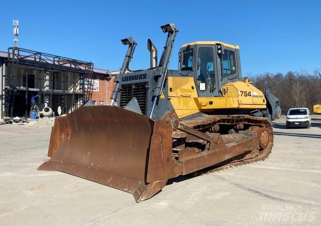 Liebherr 754 Crawler dozers