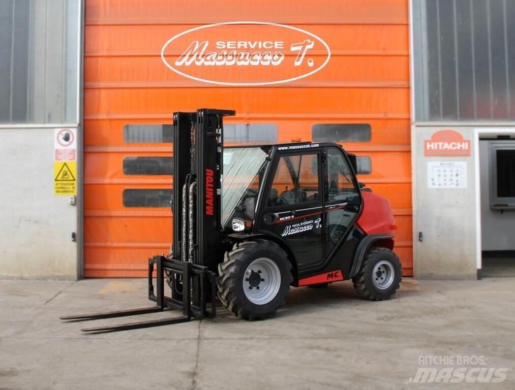 Manitou MC30-4 DK 4X4 Rough terrain truck