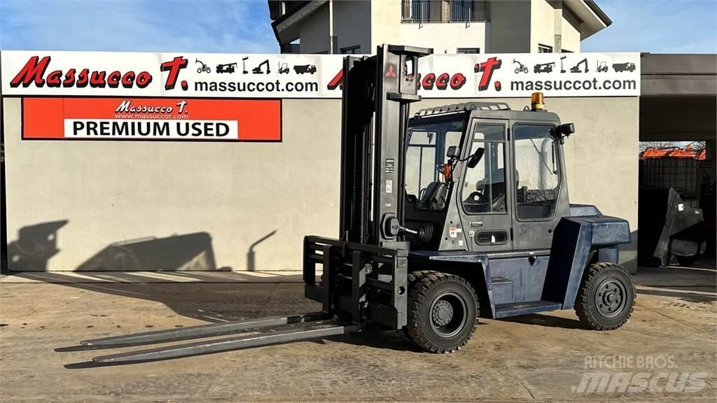 Mitsubishi FD70 Diesel trucks