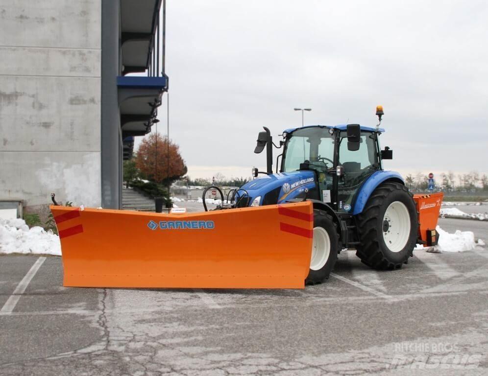 New Holland T5.115 Snow blades and plows