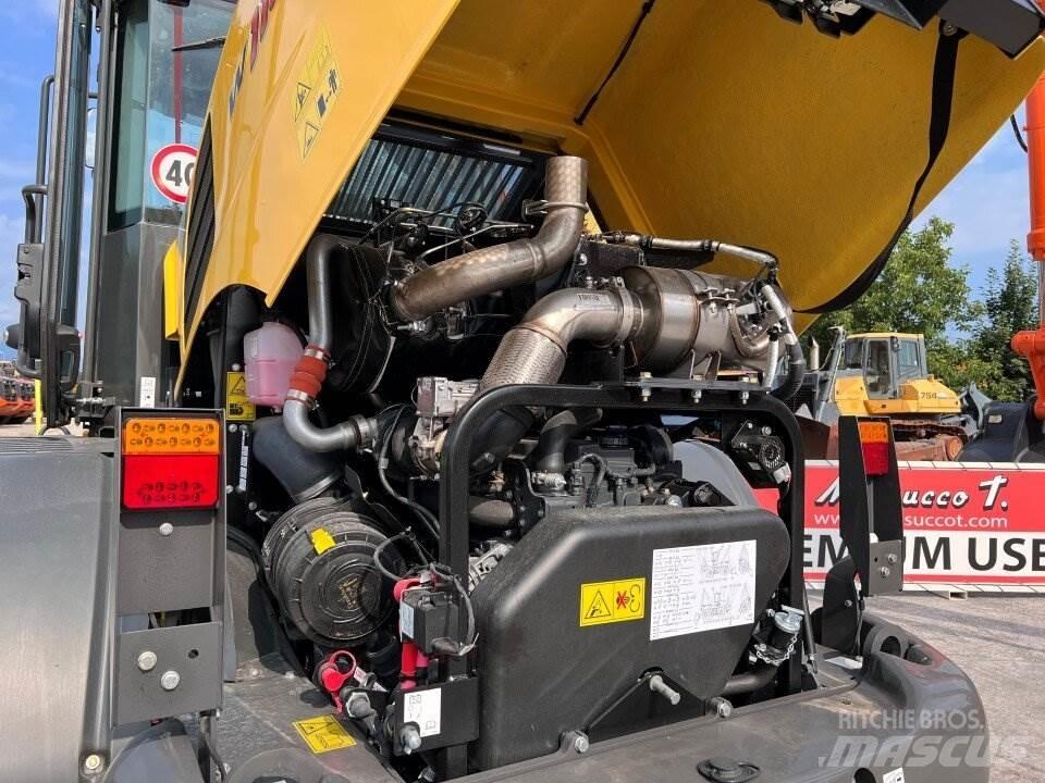 New Holland W110D Wheel loaders