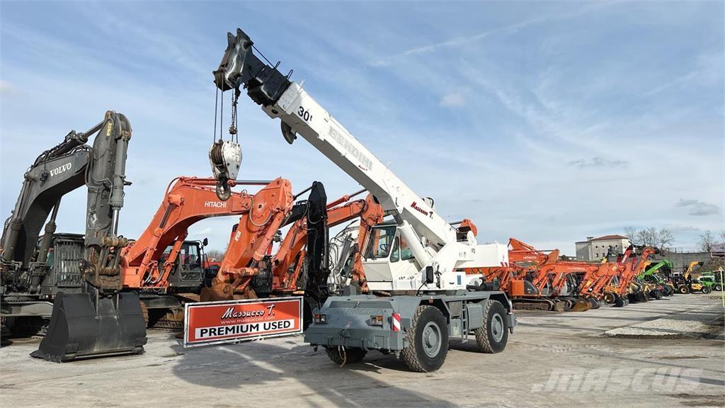 Terex A300 4x4 All terrain cranes