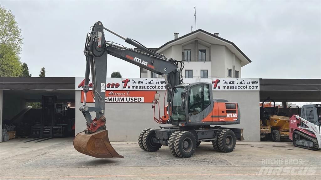 Terex TW190 Wheeled excavators