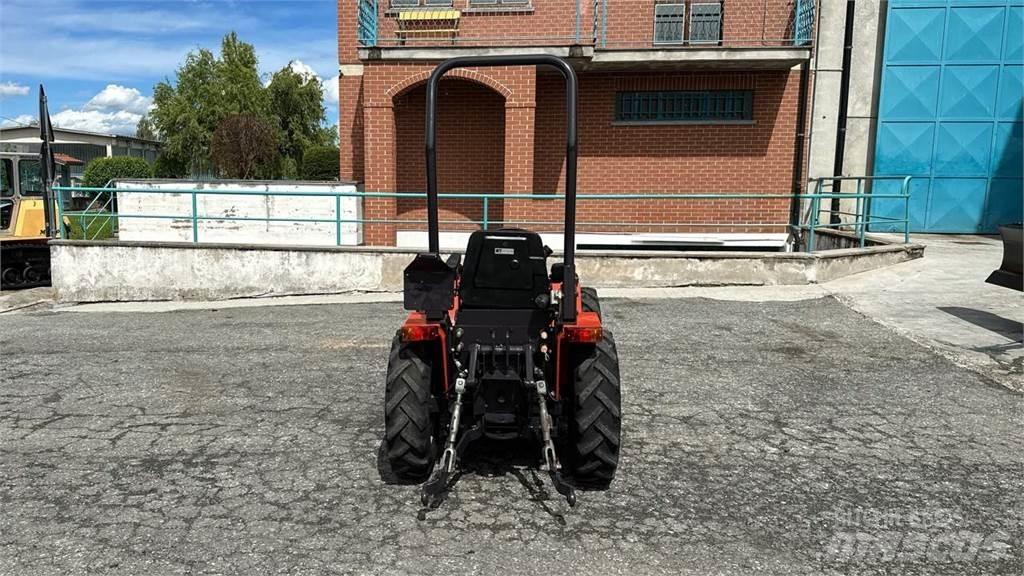  Tigretrac 3800 4x4 Snow blades and plows