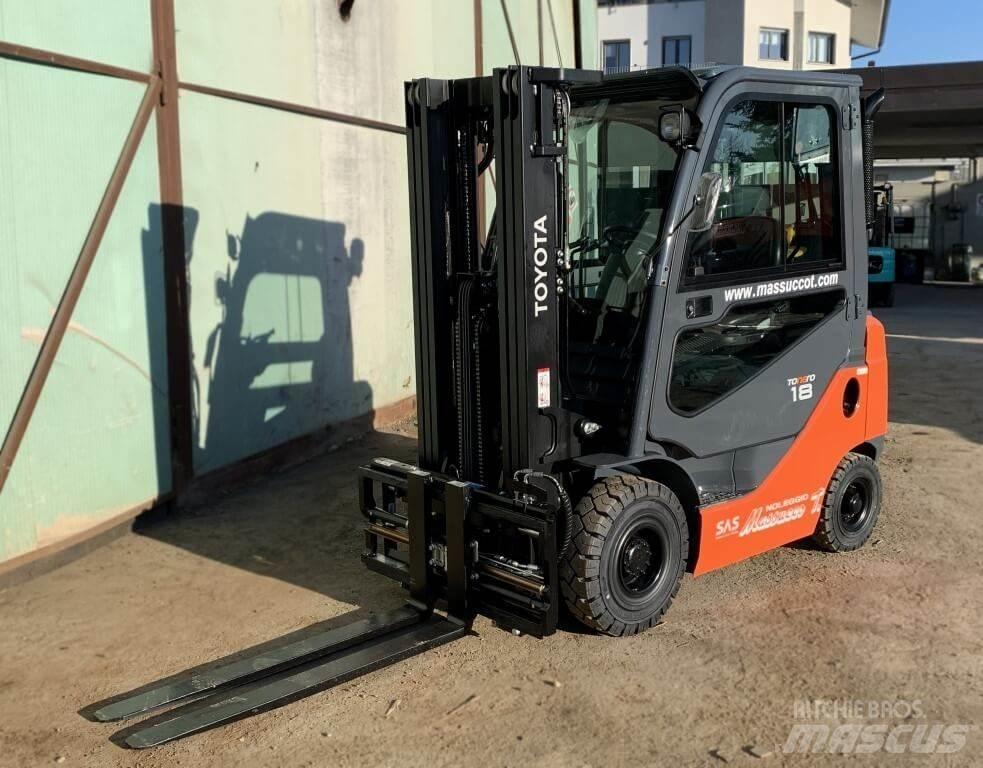 Toyota 02-8FDF18 Diesel trucks