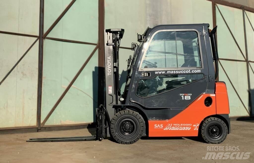 Toyota 02-8FDF18 Diesel trucks