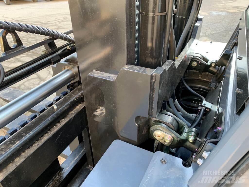 Toyota 40-8FD70N Diesel trucks