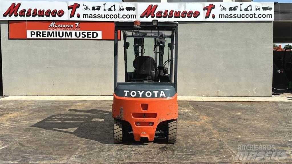 Toyota 8FBMT25 Electric forklift trucks