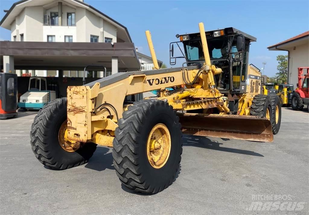 Volvo G740VHP Crawler dozers