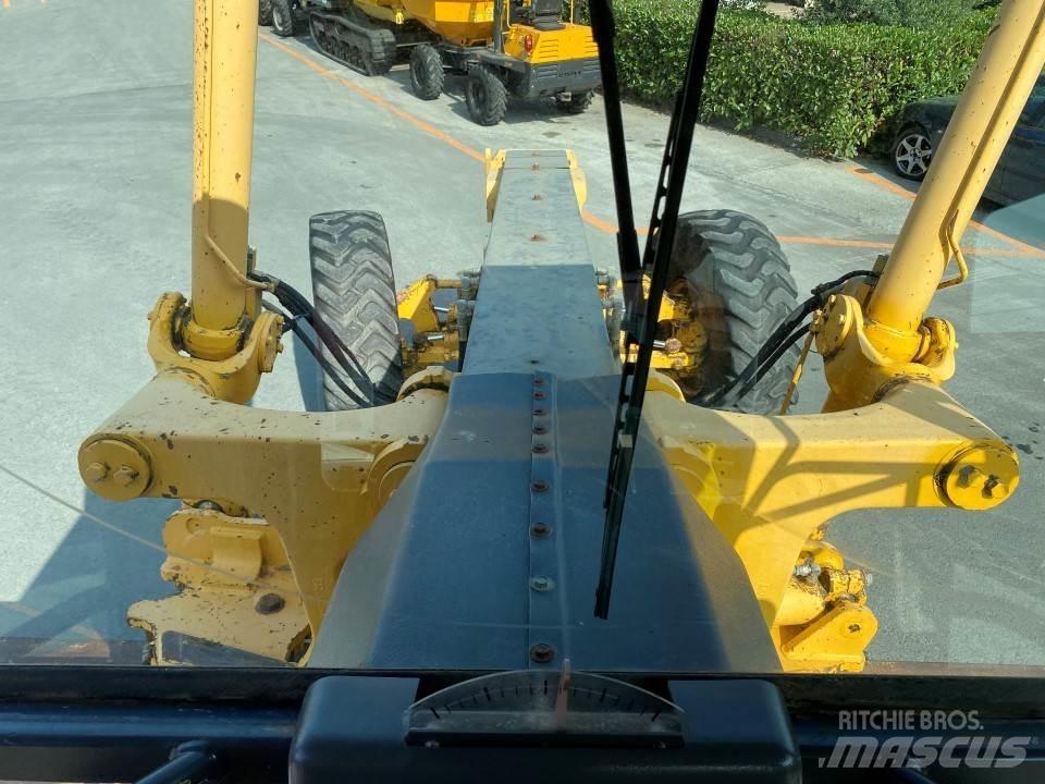 Volvo G740VHP Crawler dozers