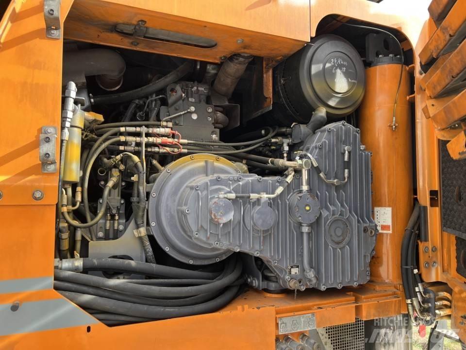 Wirtgen W100F Asphalt cold milling machines